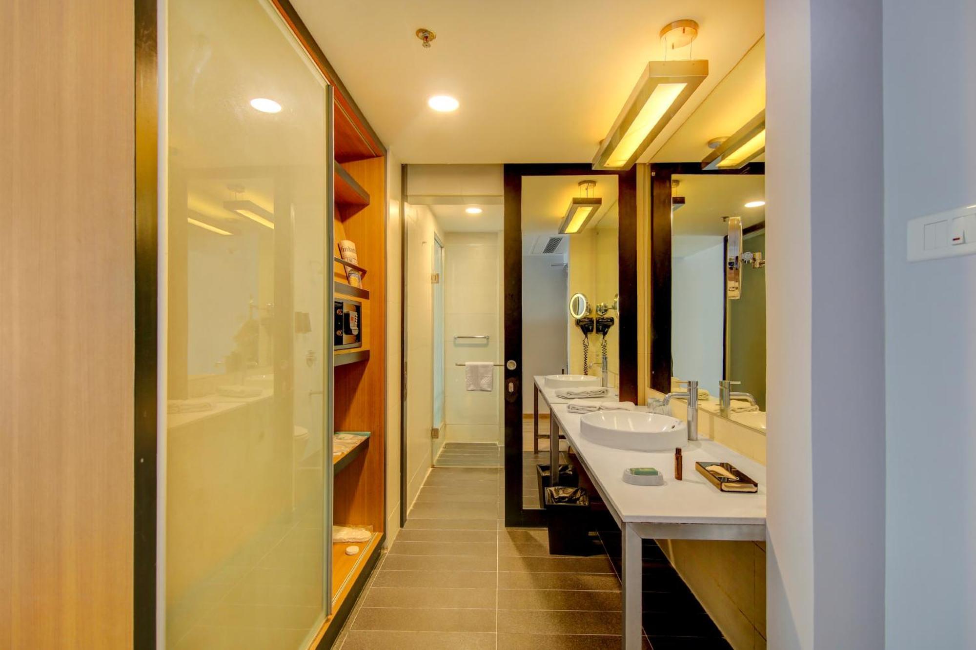 Sunday Hotel Chandigarh Zirakpur Luaran gambar