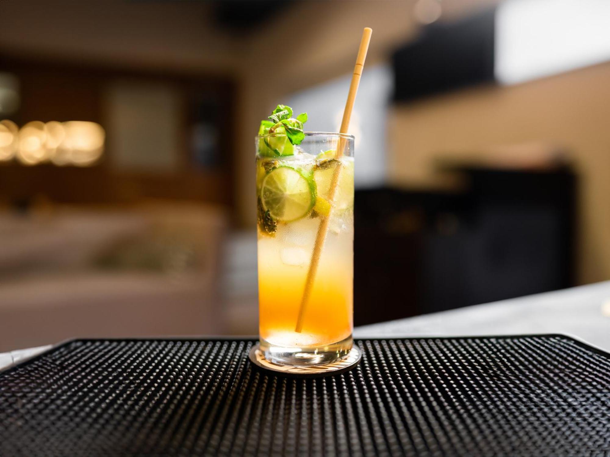 Sunday Hotel Chandigarh Zirakpur Luaran gambar